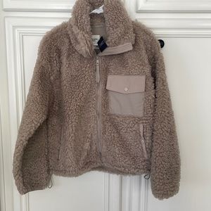 Sherpa size M brand new